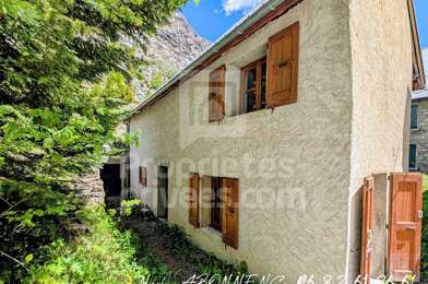 Maison 3 pièces 180000 €
