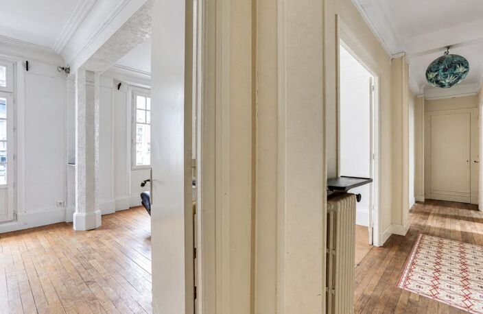Appartement à Vendre / CENTRE VILLE — photo 2
