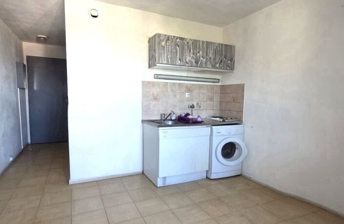 Studio 21 m² + 6m² deTerrasse avec vue mer à La Ciotat — photo 3