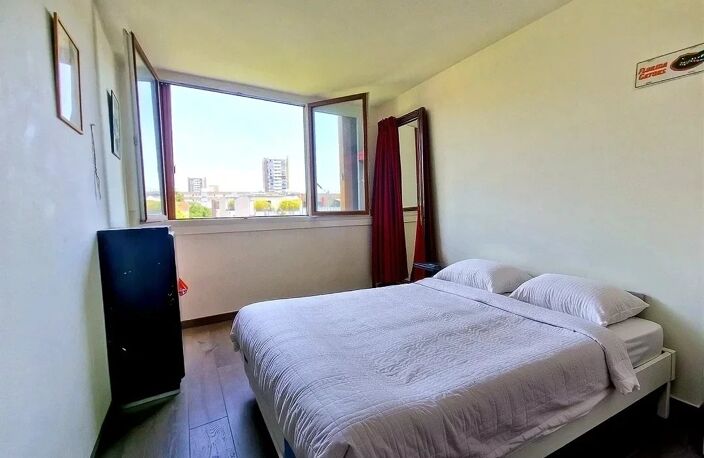 EXCLUSIVITÉ - APPARTEMENT LUMINEUX 3 PIÈCES AUX LILAS — photo 3