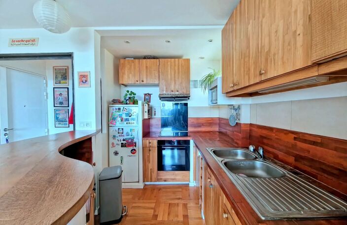 EXCLUSIVITÉ - APPARTEMENT LUMINEUX 3 PIÈCES AUX LILAS — photo 5