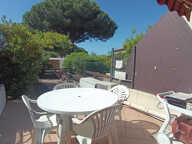 REZ DE JARDIN EXPOSE SUD AVEC GRANDE TERRASSE — photo 3