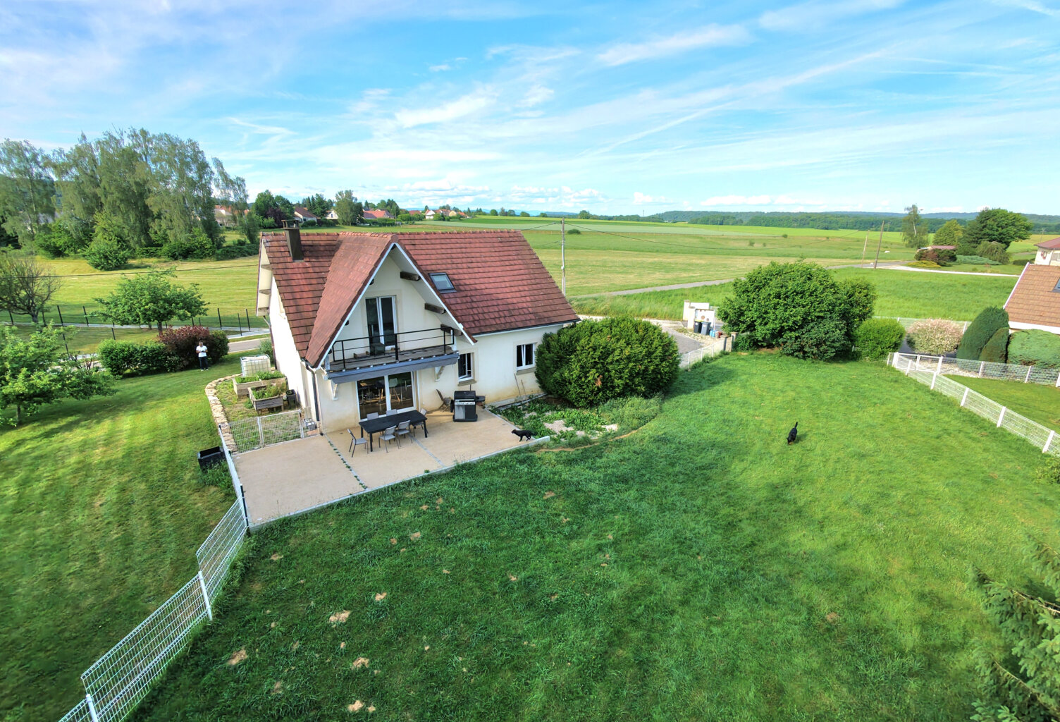 Arcey, grande maison familiale — photo 1