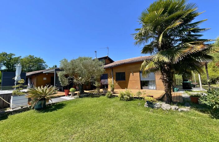 Maison plain-pied 157 m² - 5 chambres - Piscine - Terrain 2062 m² — photo 2