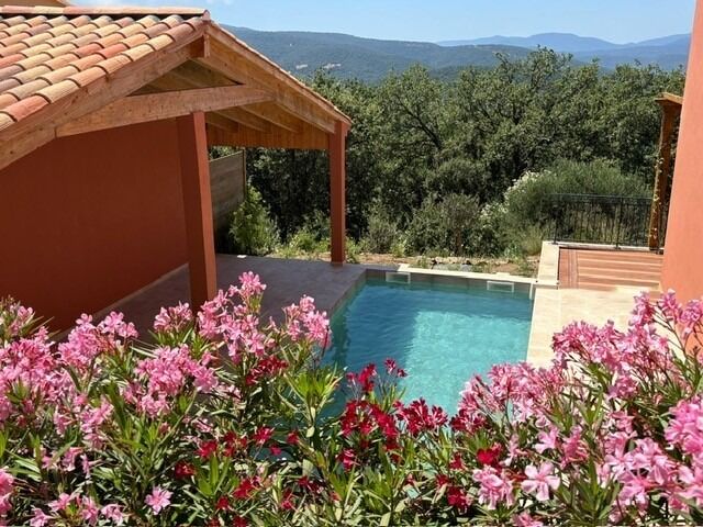 Golfe de Saint-Tropez : Spacieuse villa de charme avec piscine à Gassin