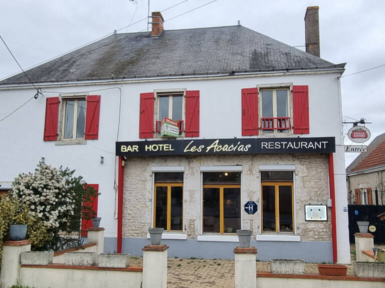 Ensemble immobilier à 20 min de Châteaudun — photo 1