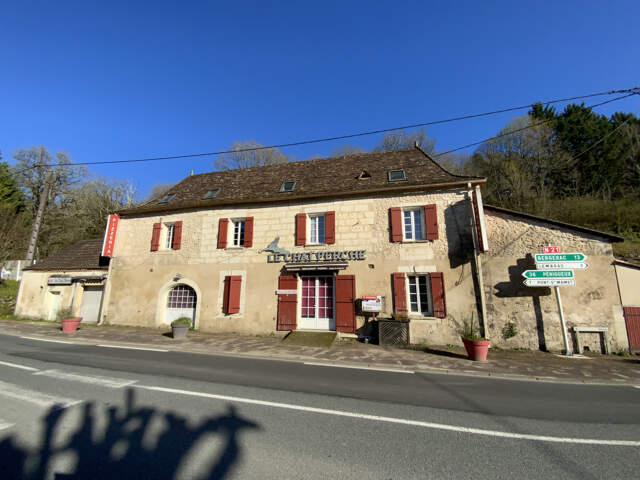 Maison d'habitation + local professionnel - NORD BERGERAC — photo du bien