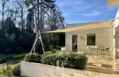 Mâcon - Maison d'architecte - Terrain et piscine — photo du bien
