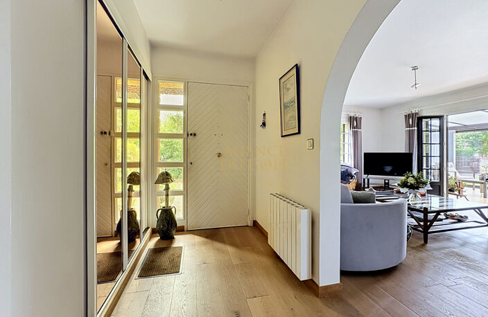 CUCQ VILLA HABITABLE DE PLAIN-PIED PROCHE COMMERCES ET A 5 M — photo 3