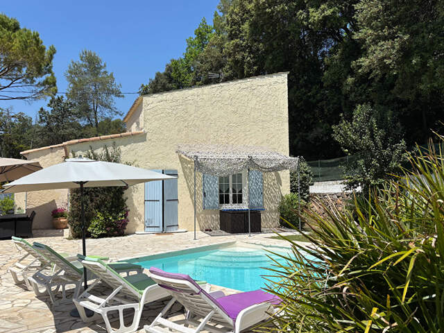 VILLA OPIO 5 pièces de140 m2 L'art de vivre provençal dans un écrin de verdure — photo du bien