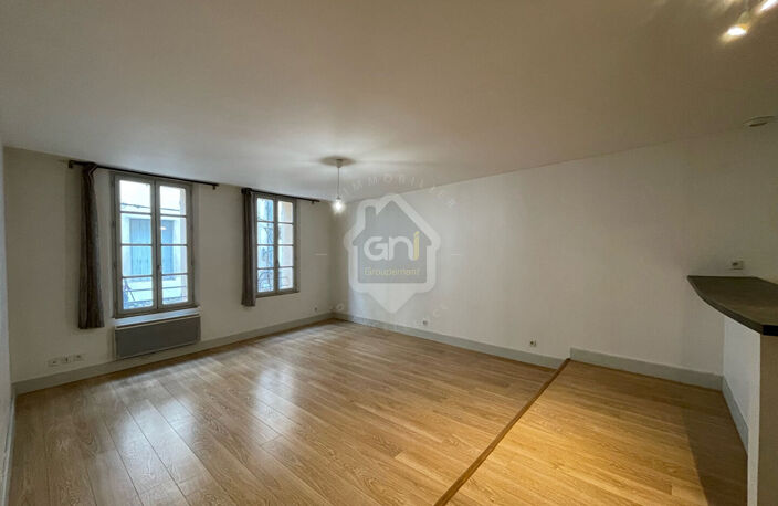 APPARTEMENT T2 CENTRE-VILLE CARPENTRAS — photo 2