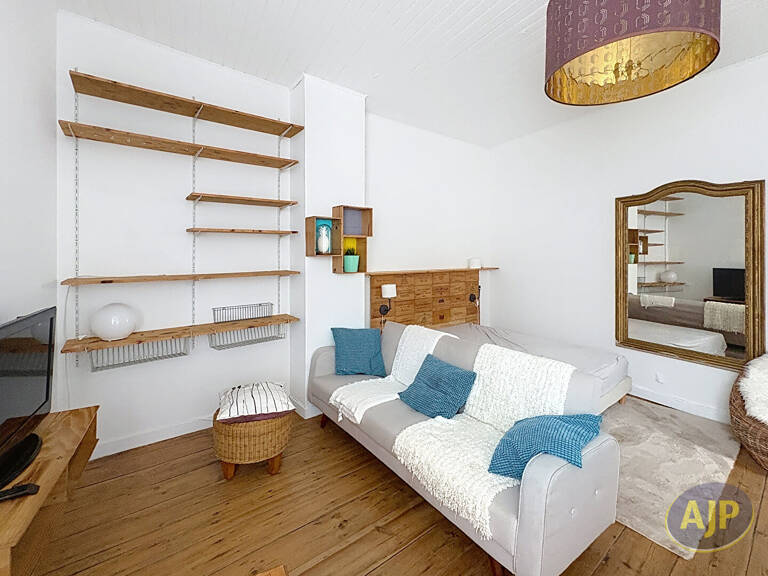 Studio Bordeaux, emplacement stratégique ! — photo 1