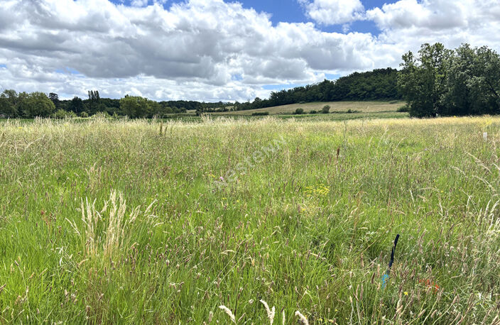 Terrain viabilisé de 637 m² au calme à Saint Nauphary — photo 3