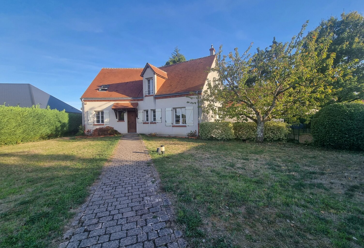 MAISON TRADITIONNELLE 190 m² - OLIVET SUD — photo 1
