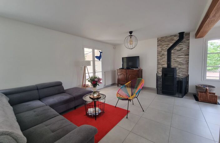 MAISON TRADITIONNELLE 190 m² - OLIVET SUD — photo 4