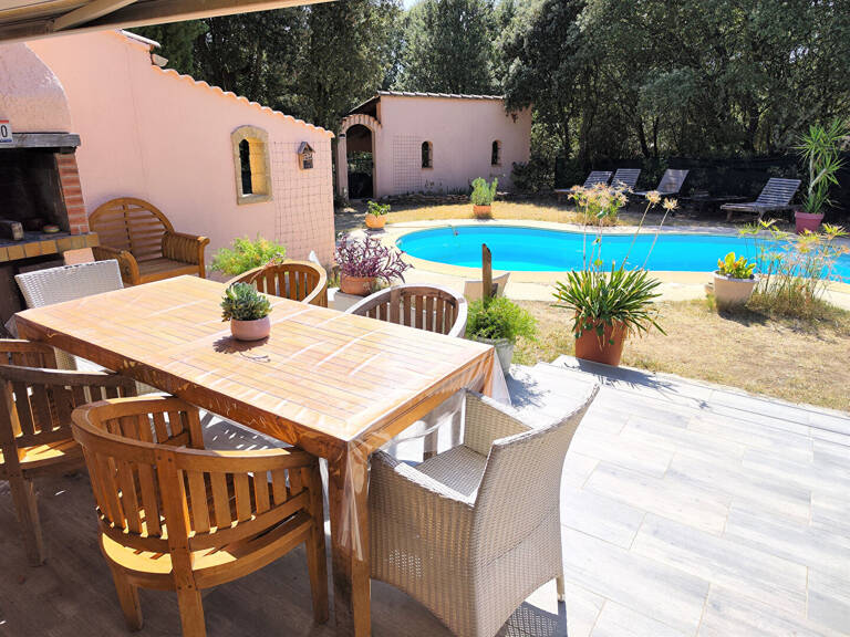 Villa T5 de plain pied avec Piscine avec gîtes — photo 1