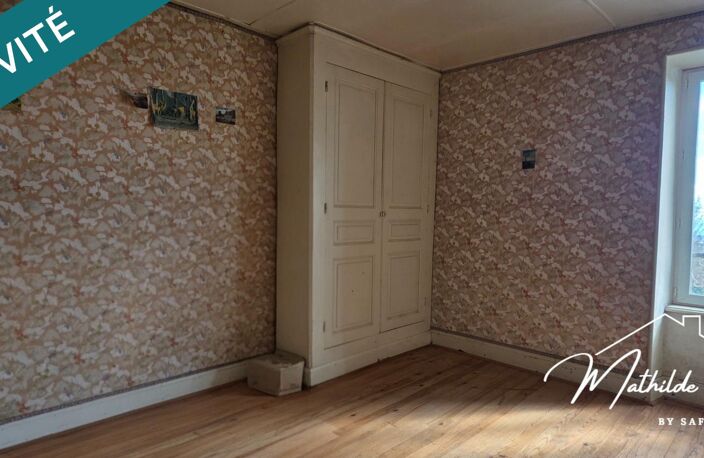 Ensemble immobilier avec longère et bâtis — photo 5
