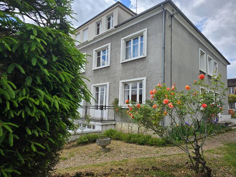 Grande maison de caractère à Beauvais  Idéale famille ou investissement locatif — photo 1