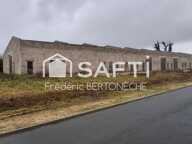 Bâtiment industriel non fini implanté dans une zone industrielle dynamique. — photo 2