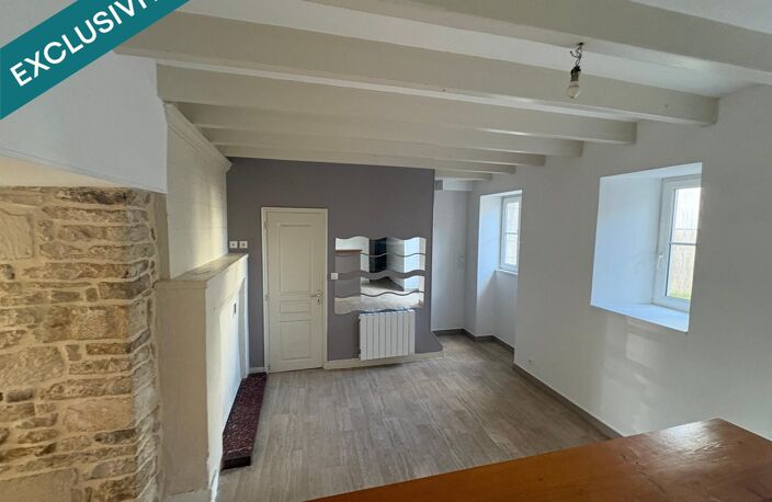Maison avec extérieur et garage — photo 2