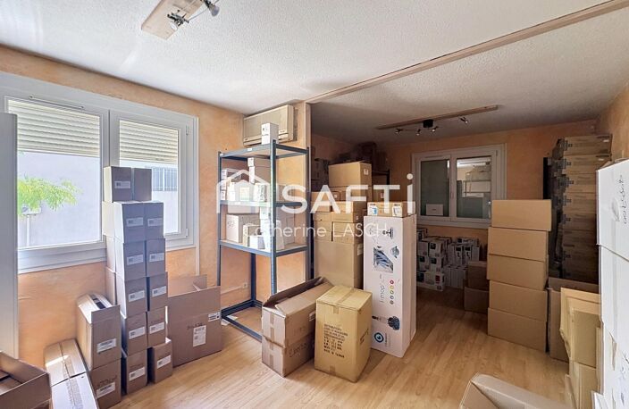 IMMEUBLE MIXTE  A CASTELNAU LE LEZ — photo 2