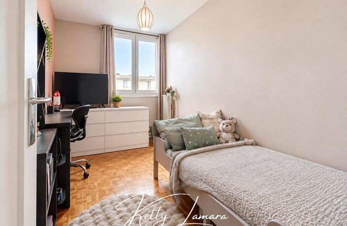 Appartement F4 Lumineux - Nombreux rangements — photo 3