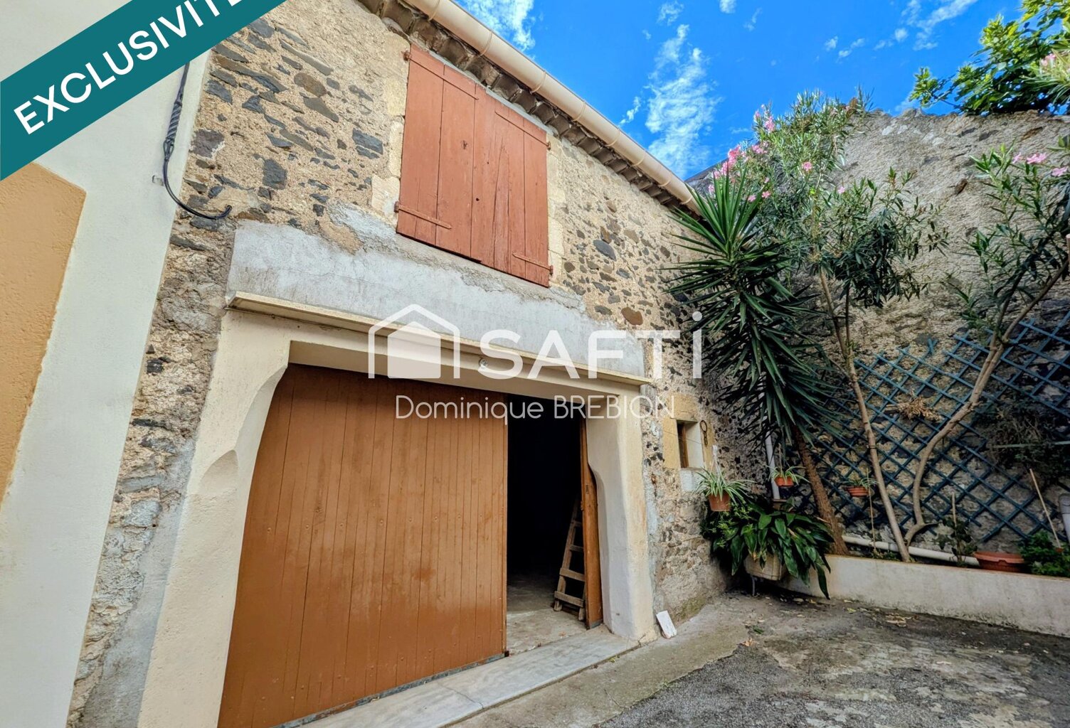 CAUX - Garage de 45m², grande hauteur, mezzanine — photo 1
