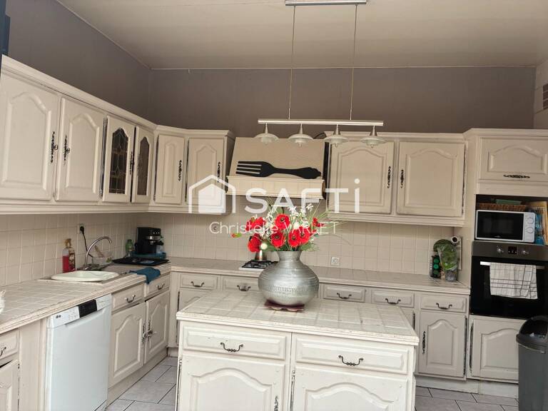 MAISON DE CHARME EN VILLE BEAU POTENTIEL — photo 1