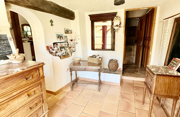SIGNES - MAISON 5 PIECES - 100m2 - Terrasse — photo 2