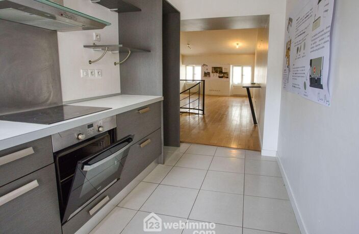 Appartement - 91m² - la rochelle 17000 — photo 2