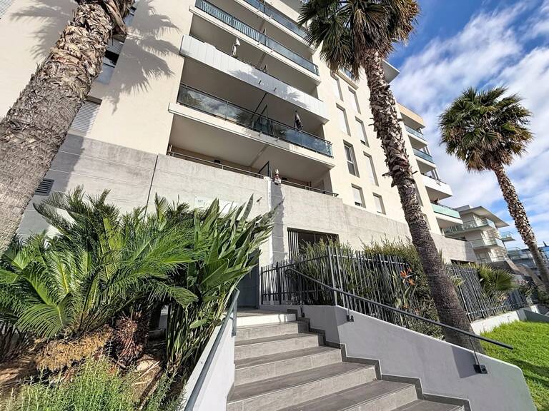ANTIBES – À PROXIMITÉ IMMÉDIATE DE SOPHIA ANTIPOLIS — photo 1