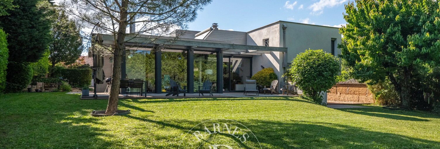Maison 6 Pièces 176 m² à vendre à Saint-Cyr-au-Mont-d'Or (69450)