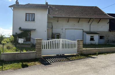 Ancien corps de ferme avec dépendances et grand terrain. — photo du bien