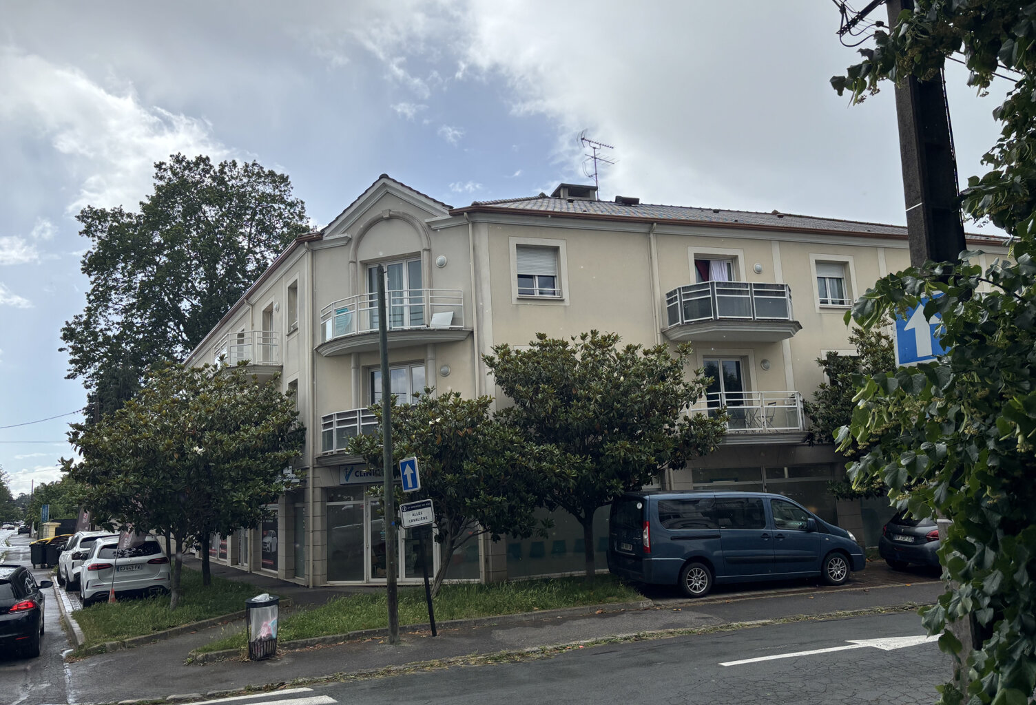 Appartement à louer à Ste Geneviève des Bois avec FLOR'IMMO — photo 1