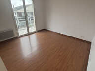 Appartement à louer à Ste Geneviève des Bois avec FLOR'IMMO — photo 3