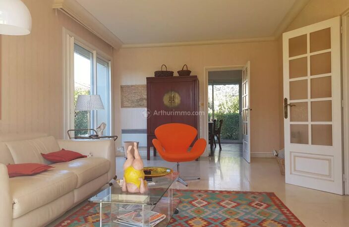 EXCLUSIVITE - Grande maison familiale divisible avec garage et jardin — photo 2