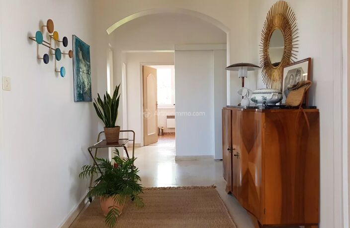 EXCLUSIVITE - Grande maison familiale divisible avec garage et jardin — photo 3
