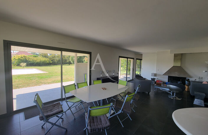 Maison Artigueloutan 6 pièce(s) 152 m2 — photo 4