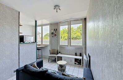 Appartement 2 pièces 1 chambre, quartier Sainte-Anne à Nantes. Place de parking. — photo du bien