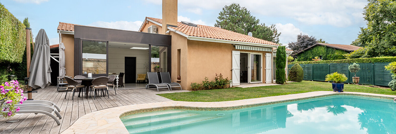 Maison 5 Pièces 167 m² à vendre à Saint-Cyr-au-Mont-d'Or (69450)