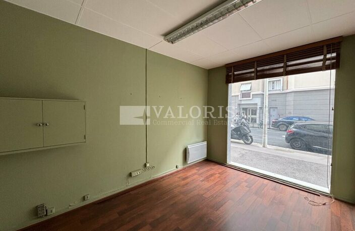 LOCAL COMMERCIAL à LOUER — photo 3