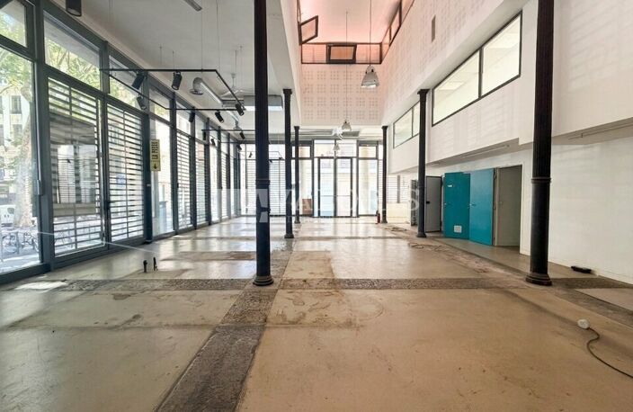 LOCAL COMMERCIAL à LOUER — photo 3