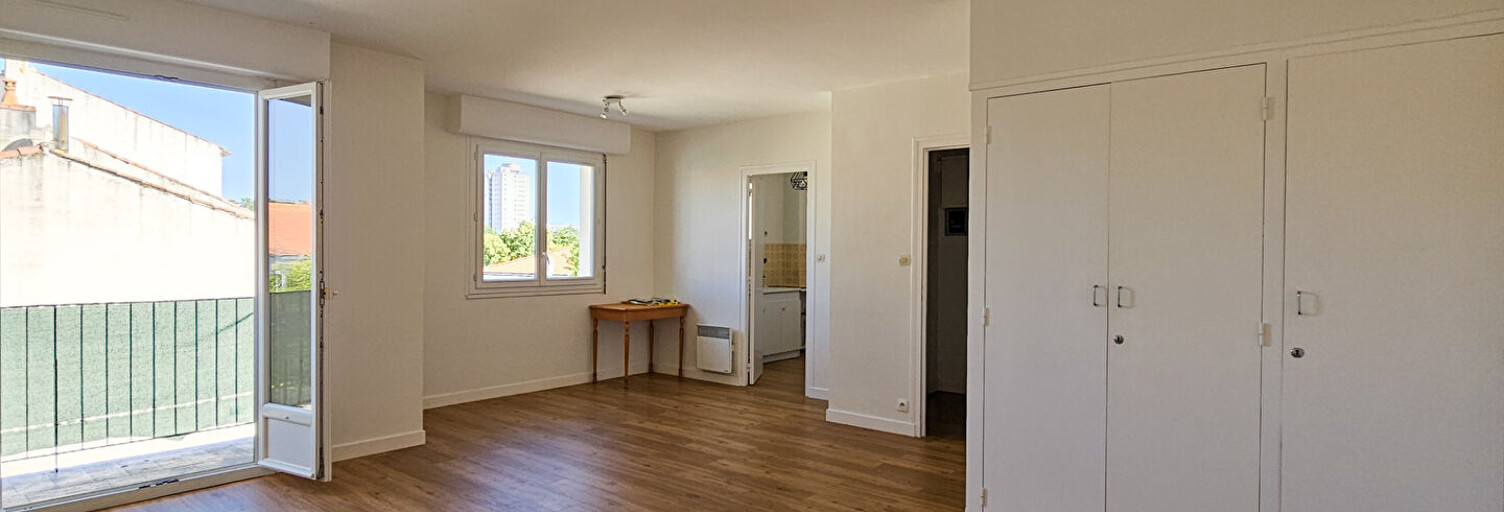 Appartement 1 Pièce 42 m² à vendre à La Rochelle (17000)