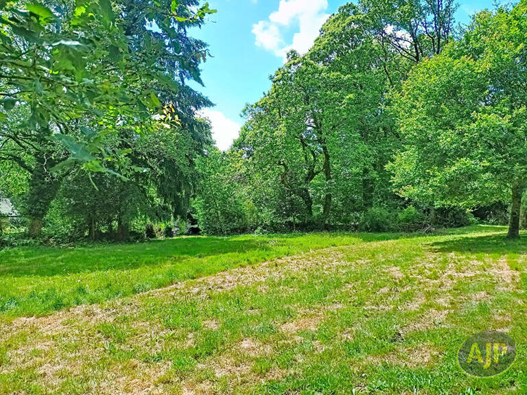 Terrain à bâtir de 1 600m² - campagne PLUHERLIN — photo 1