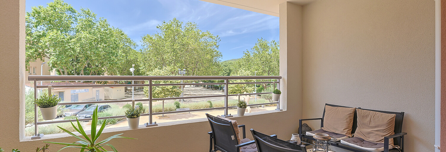 Appartement 3 Pièces 65 m² à vendre à Solliès-Pont (83210)