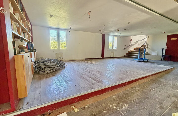 Ensemble immobilier à fort potentiel de transformation — photo 4