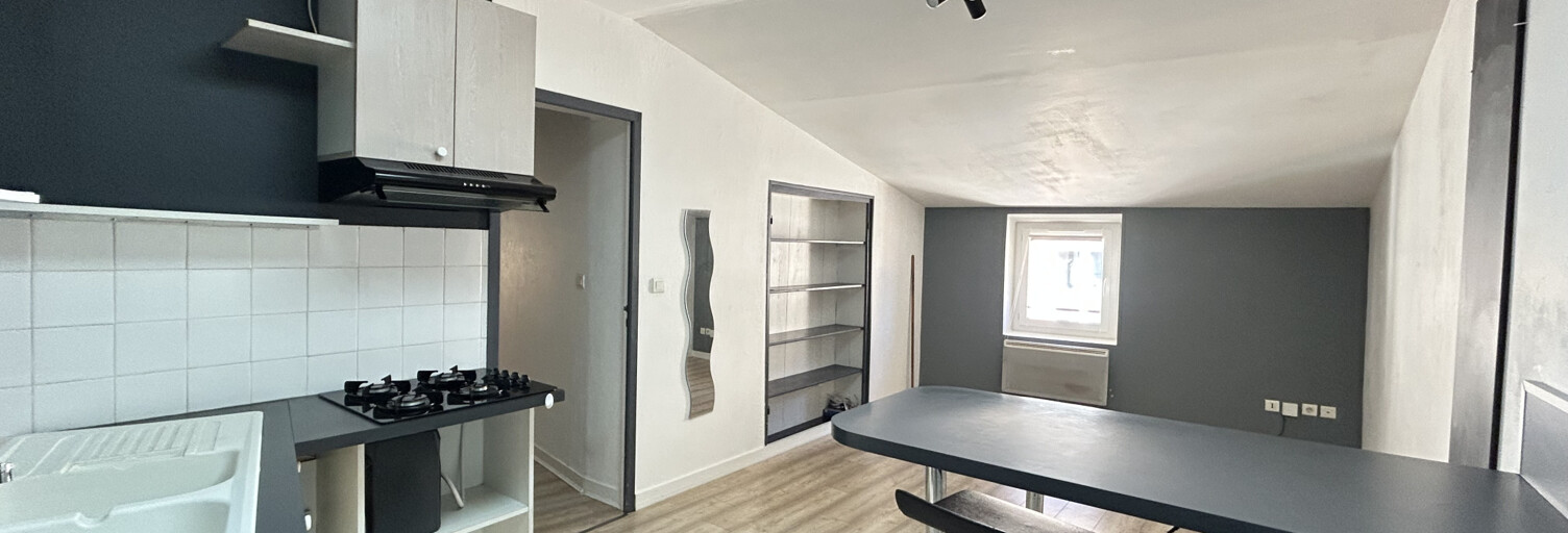 Appartement 3 Pièces 43 m² à louer à Bessenay (69690)