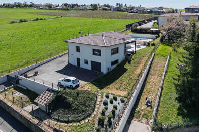 Maison 5 pièces 699000 €