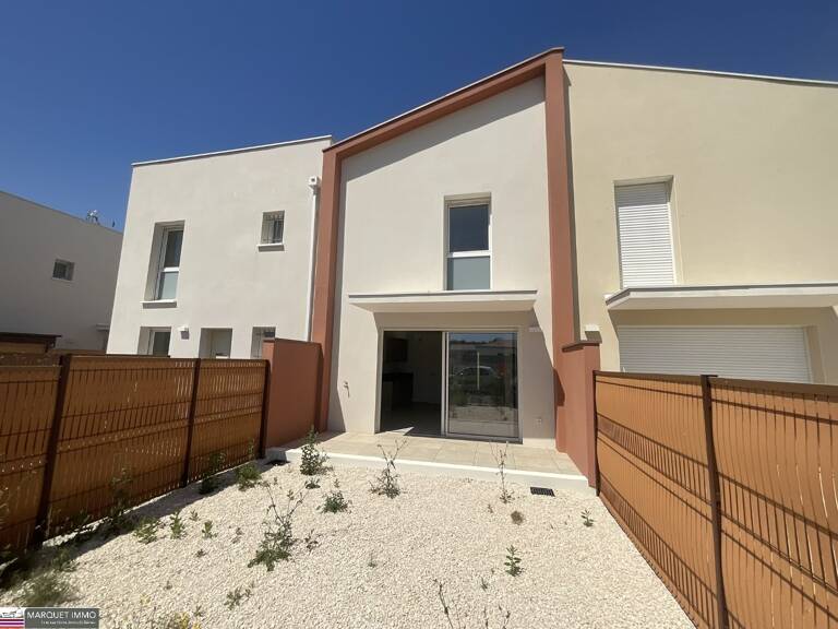 Villa — photo 1