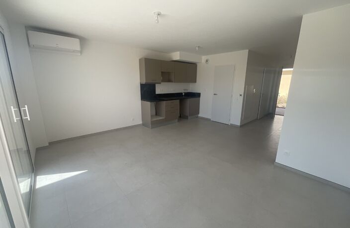 Villa — photo 3